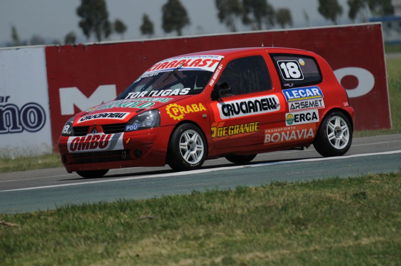 Ivan Arbusti picó en punta