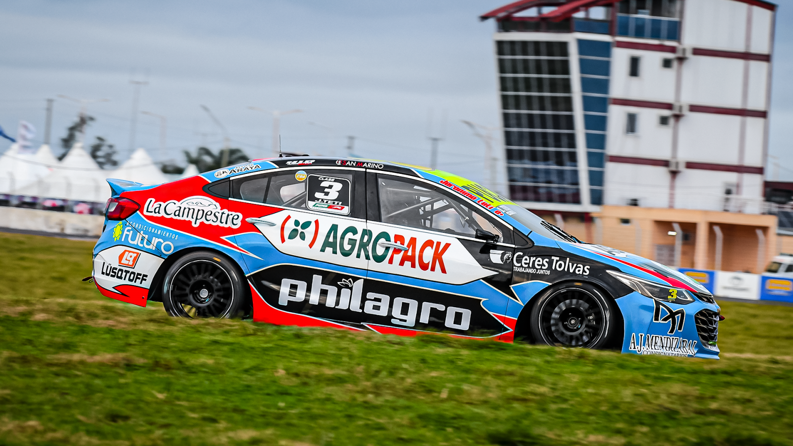 Jeronimo Teti, desde la pole position
