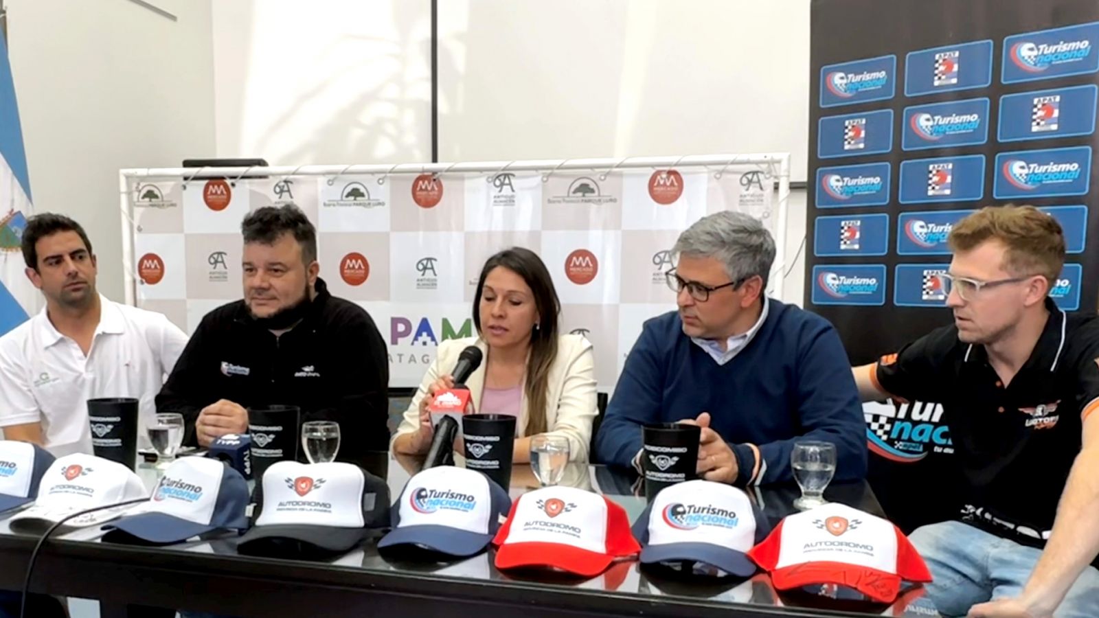 Presentación en la Secretaría de Turismo de La Pampa