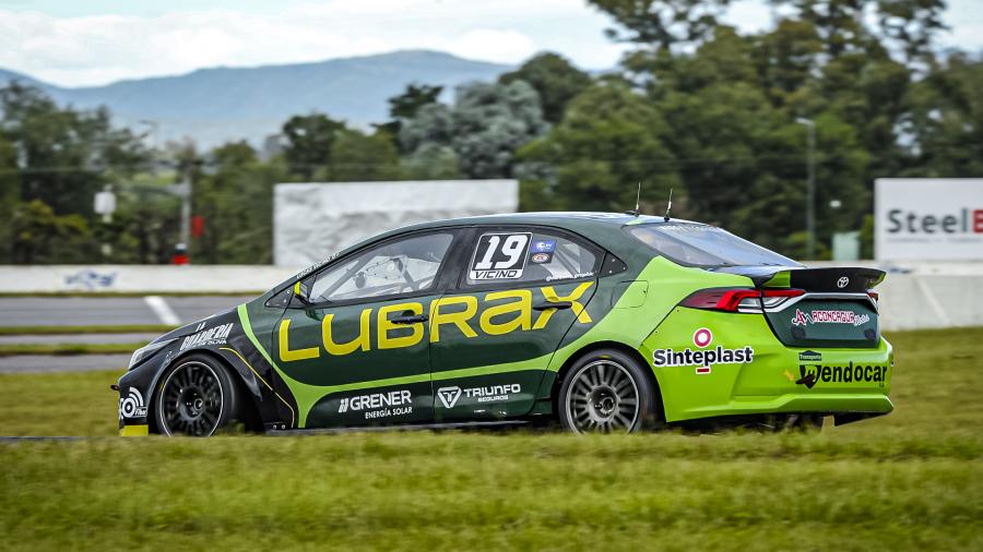 Pruebas para Lucas Vicino 