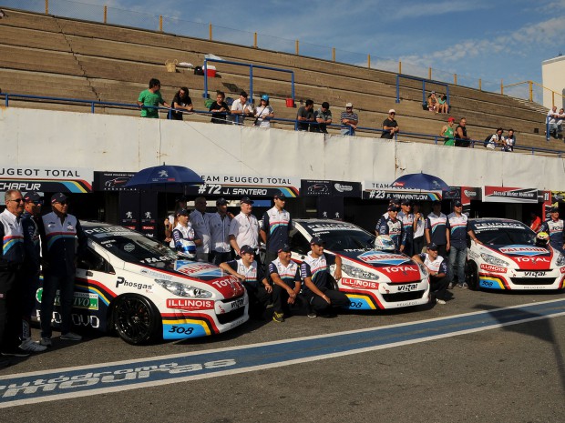 Presentación del Peugeot Total Racing