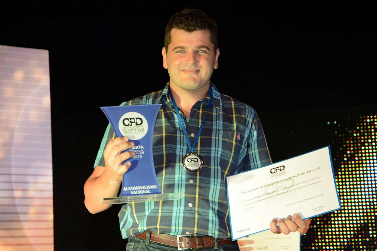 Reconocimiento para Fabricio Pezzini