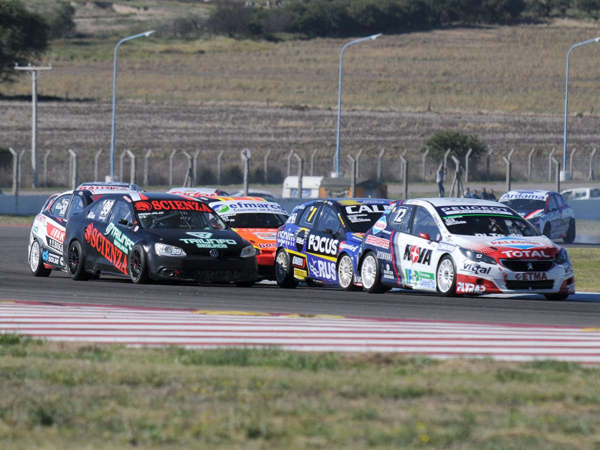 En el momento indicado, Chapur