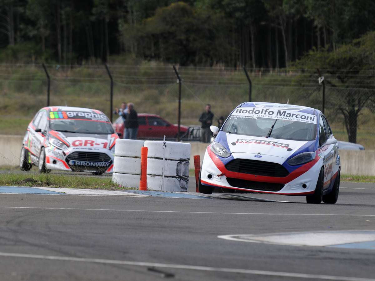 Sigue liderando