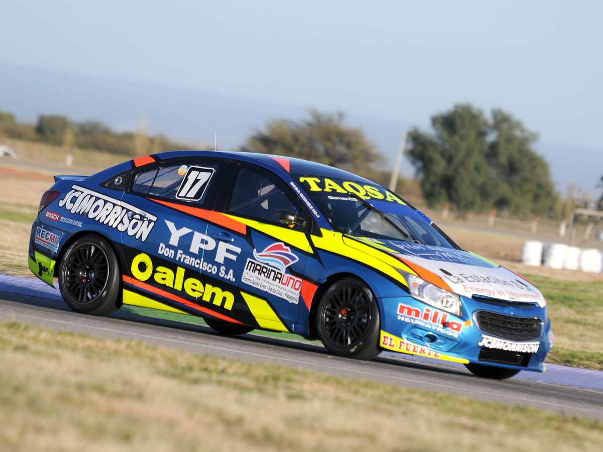 Sebastián Gómez cambia de motorista