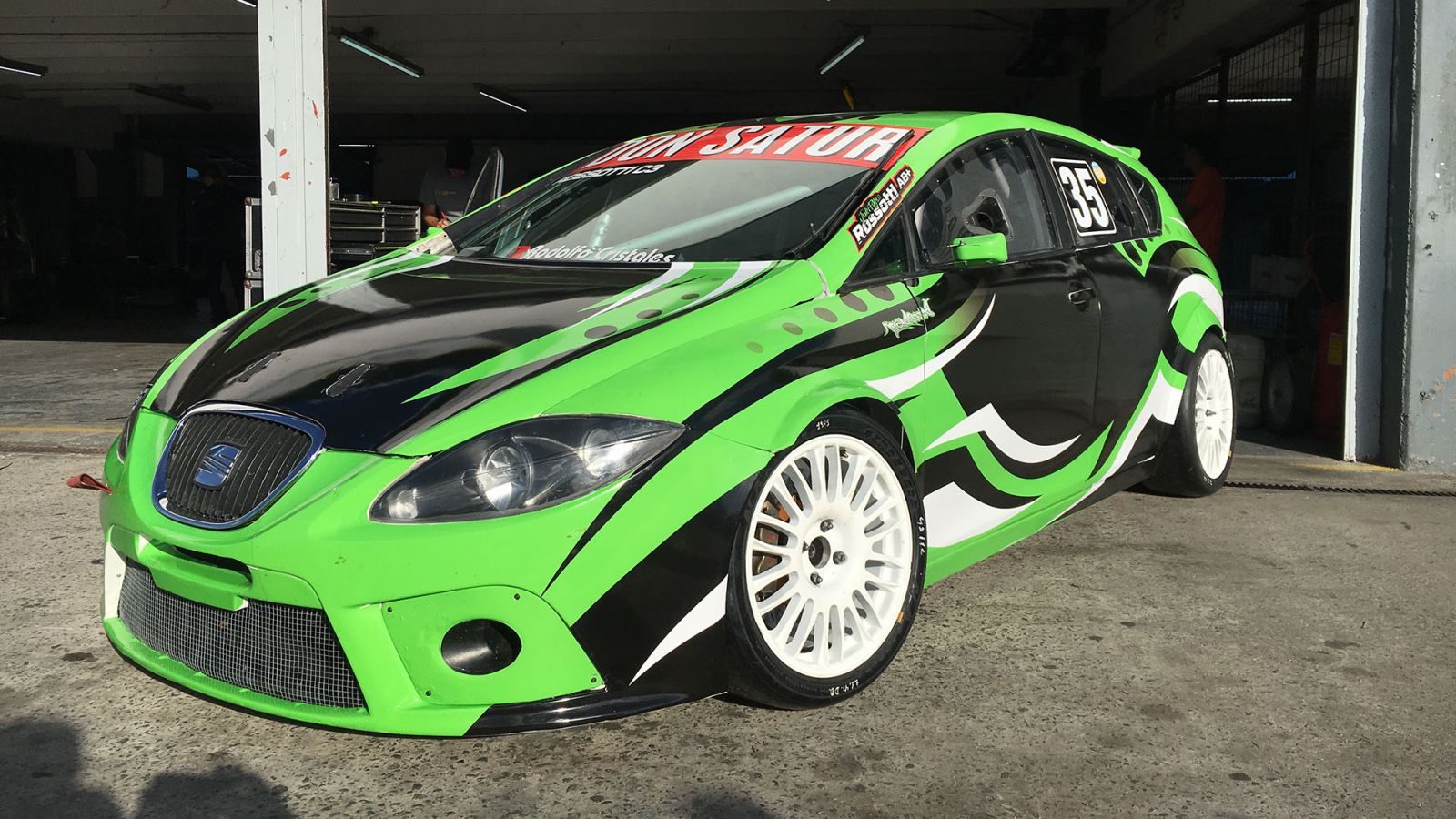 Trabajos preparatorios en pista