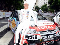 Matías Rossi recibió el afecto del público en el Roadshow de Citroen