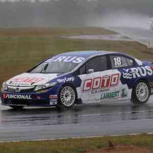 Leonel Larrauri, y el espectaculo