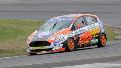 Gastón Iansa obtiene su primera pole position